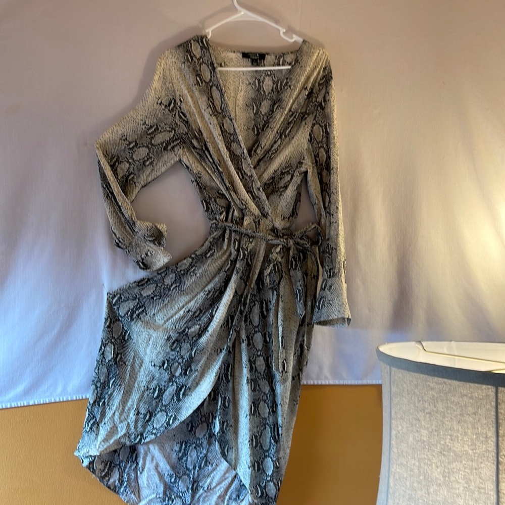 Sort of snake print